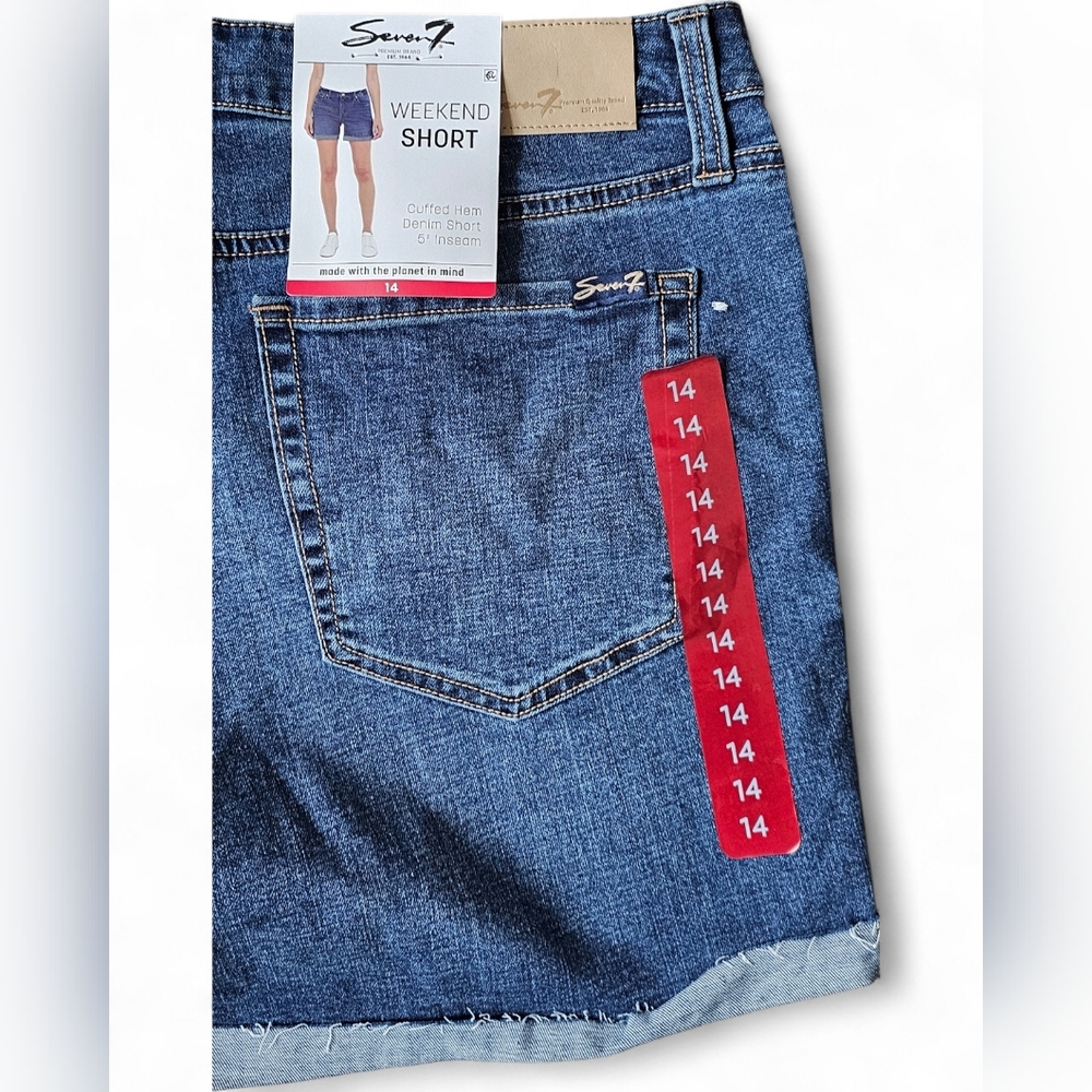 Seven7 Women’s Weekend Cuffed Denim Shorts Size 14 - Picture 4 of 4